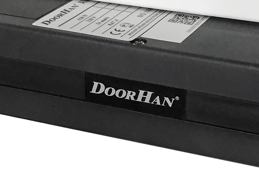 Logotip qora rangdagi privod uchun